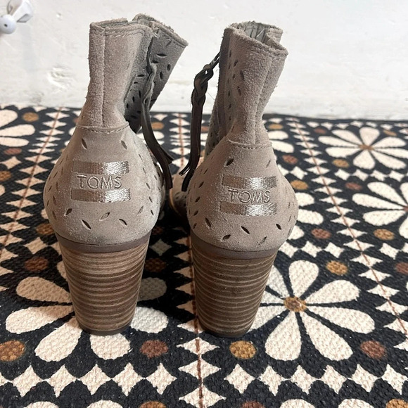 TOMS MAJORCA PEEP TOE BOOTIES WOMENS size 7.5 - Picture 3 of 5